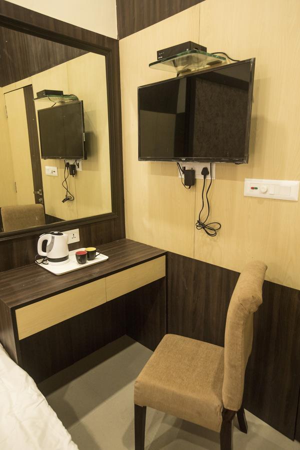 Backpackers Park Hostel Kolkata Exterior photo